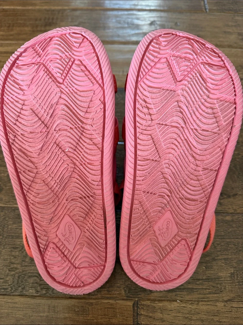 Chaco Girls Sandals in Pink and Coral Orange Size 3